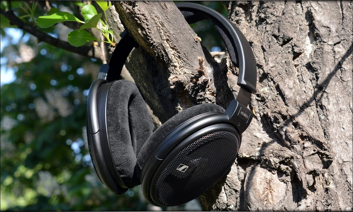 Changing The Status Quo Sennheiser HD660S Headphones Review